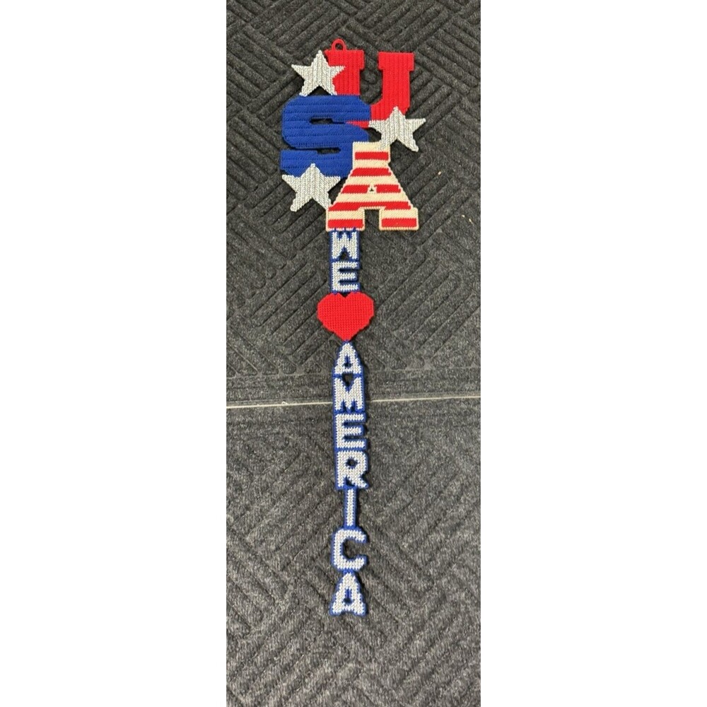 Vintage Plastic Canvas Holiday Greetings USA WE LOVE AMERICA Hanging